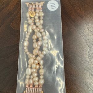 Kinsley Armelle Cream and Gold Pearl Bracelet for Apple Watch